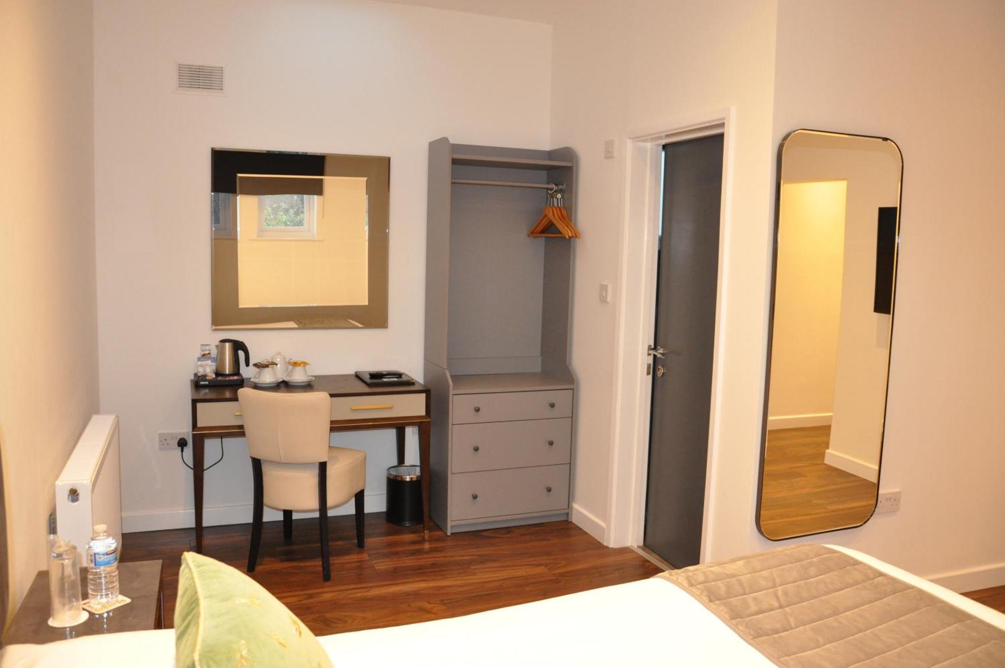 Hotel Nap Inn Barnet Dış mekan fotoğraf