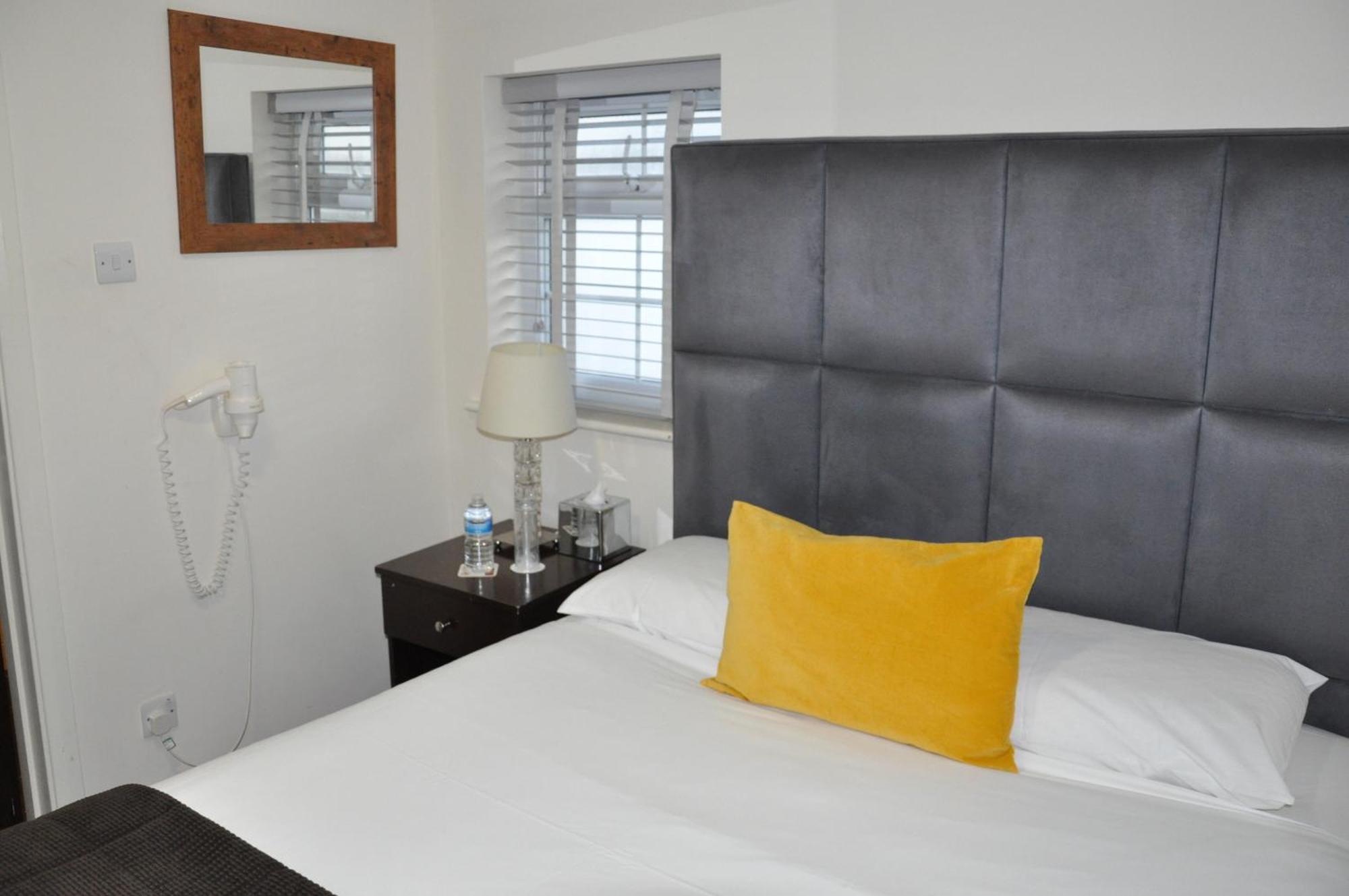 Hotel Nap Inn Barnet Dış mekan fotoğraf